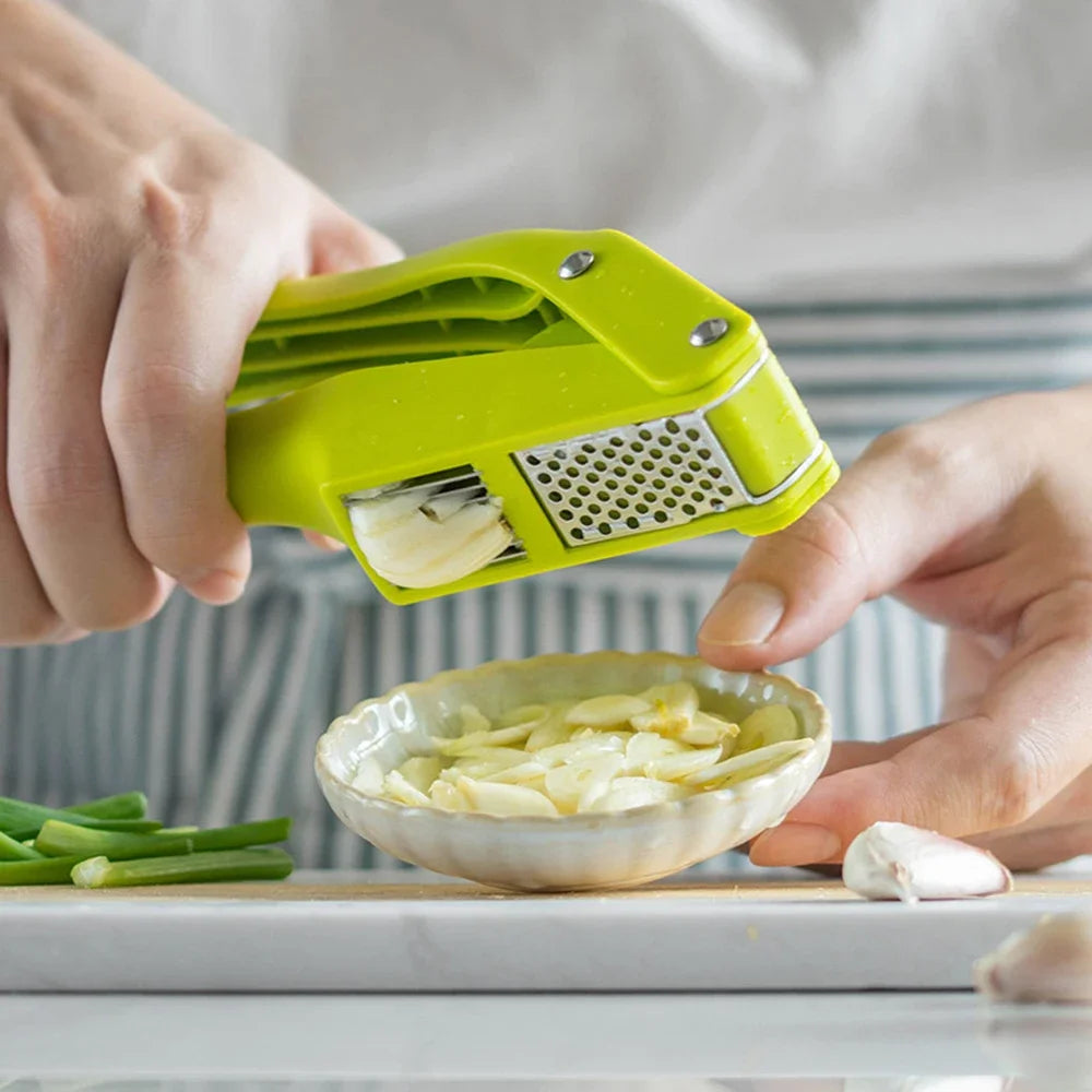 2-in-1 Manual Pull Type Garlic Chopper