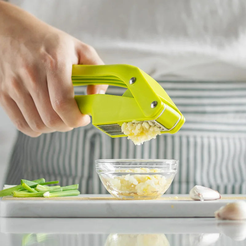 2-in-1 Manual Pull Type Garlic Chopper